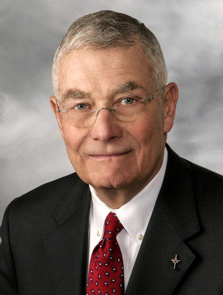 Lawrence Wyllie, former Lincoln-Way superintendent accused of mishandling district finances, dies — Shaw Local News Network