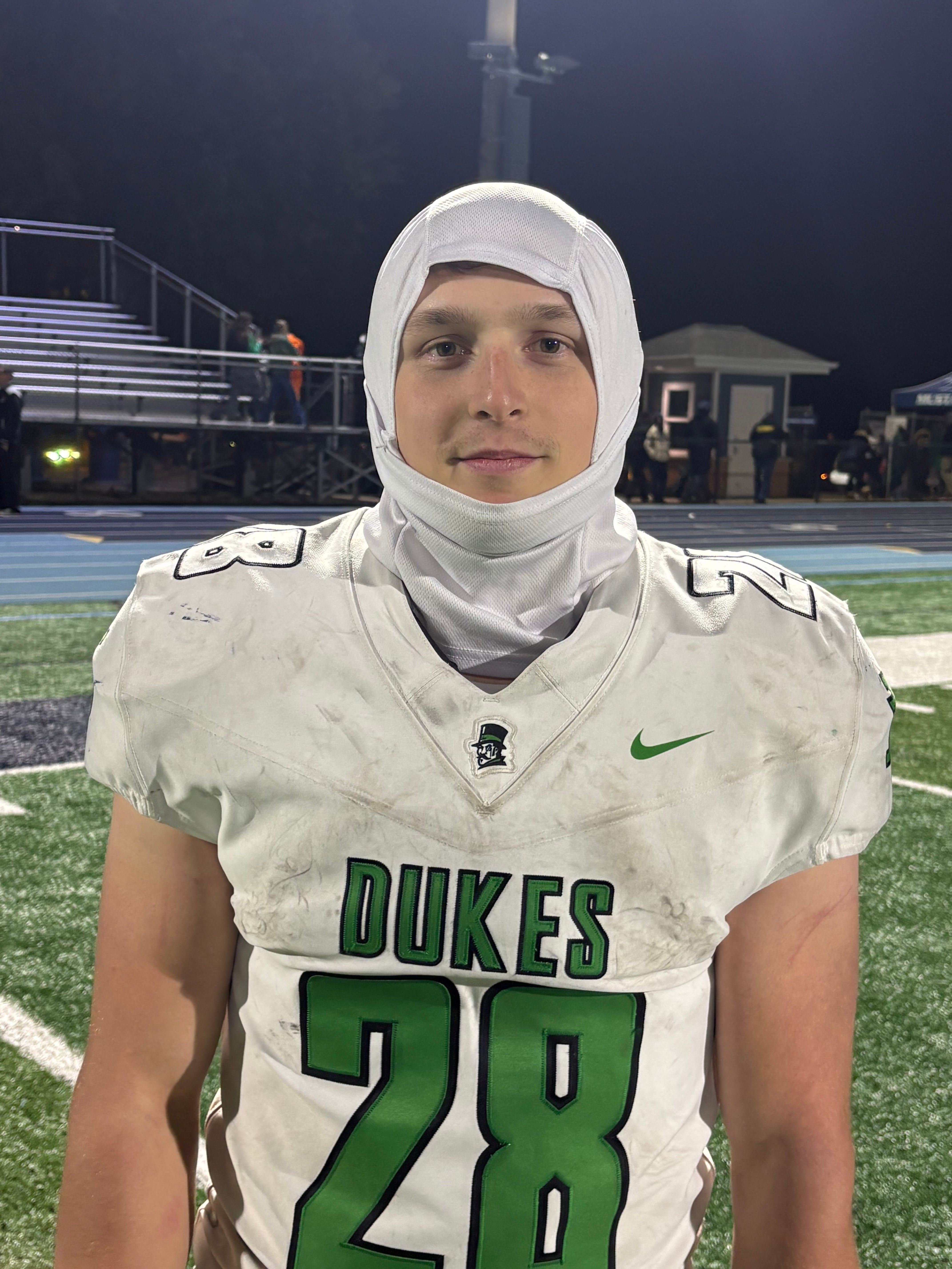 Chris Georgas scores four TDs, York rolls past Downers Grove South to run win streak to five — Downers Grove Sports news