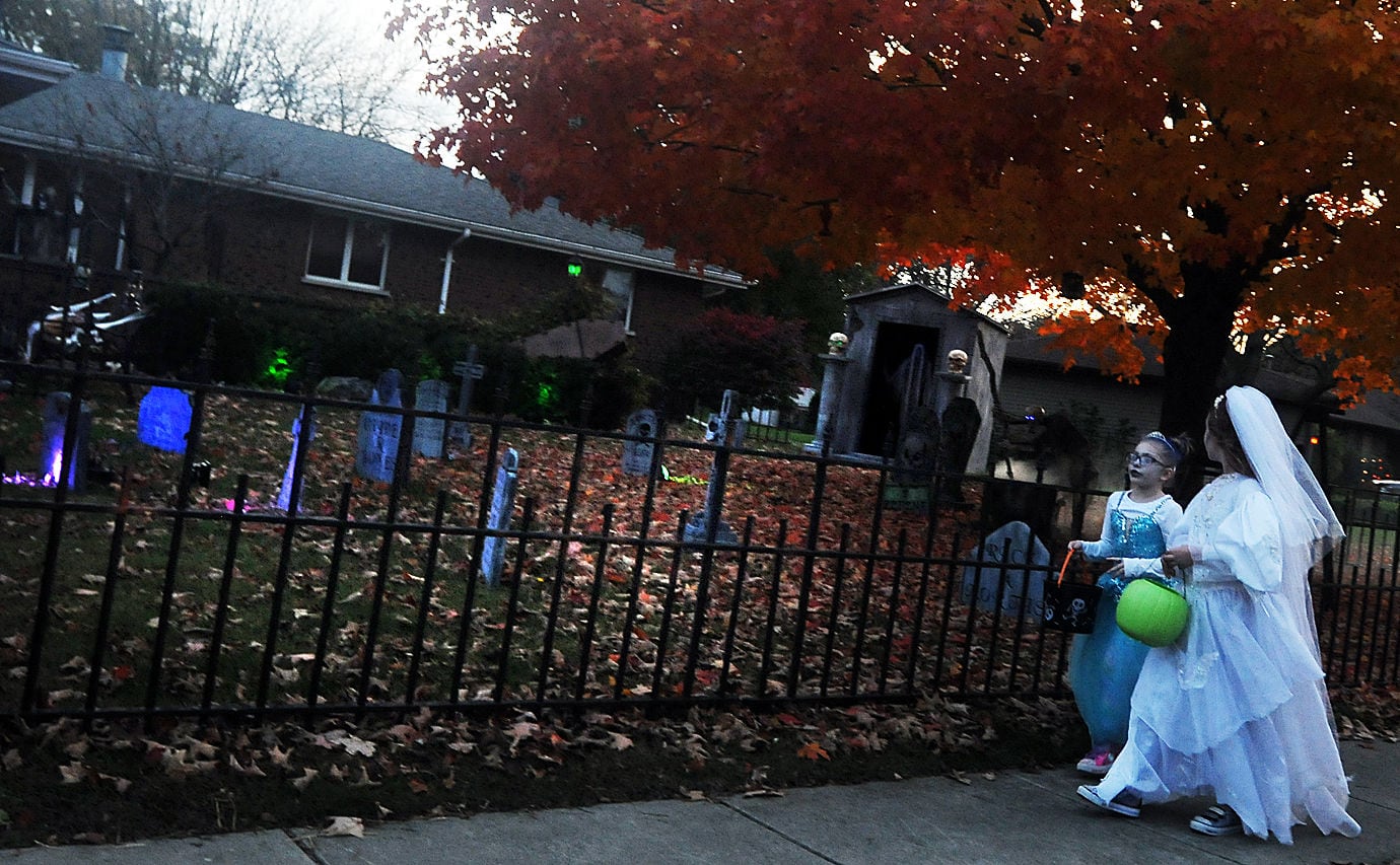 Halloween trick-or-treat times for Kendall County towns — Downers Grove Real Estate news