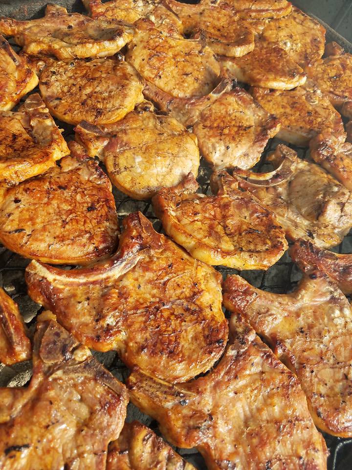 Drive thru pork chop barbecue at Mendota Civic Center — Downers Grove Dining news